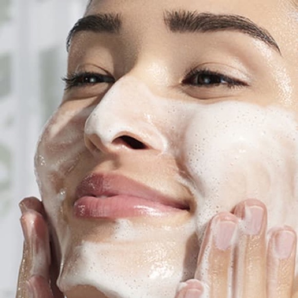 Tatcha THE RICE WASH Soft Cream Cleanser mini - Picture 3 of 7